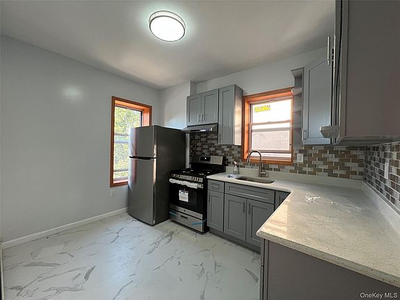 2nd image of 2265 Chatterton Ave Floor 2
