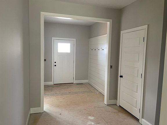 5th image of 496 White Dogwood Cir