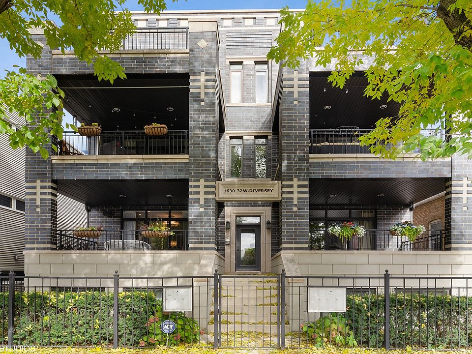 1st image of 1632 W Diversey Pkwy #1W