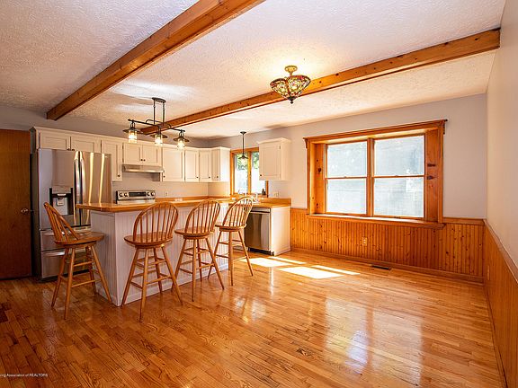 4th image of 11090 Jerryson Dr