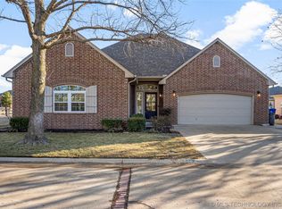 500 N Forest Ridge Blvd, Broken Arrow, OK 74014