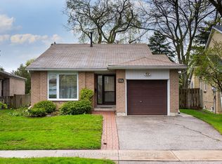 151 Goldhawk Trl, Toronto, ON M1V 1X1