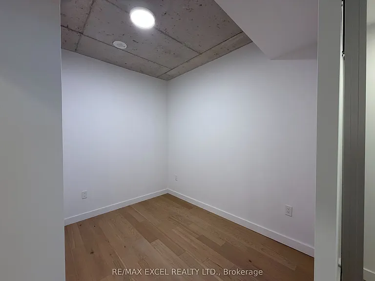 1720 Bayview Ave #218 — Photo 6