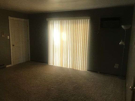 4th image of 17711 Park Blvd APT 1E