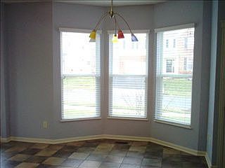 4th image of 4433 Oaks Shadow Dr