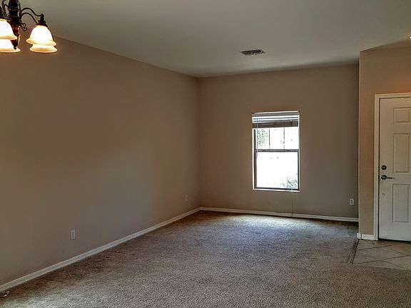 5th image of 42760 W Raynon St