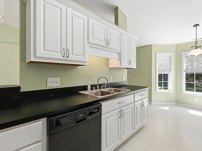722 Drawbridge Dr — Photo 7