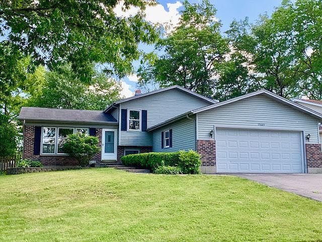 1st image of 17665 W Meadowbrook Dr