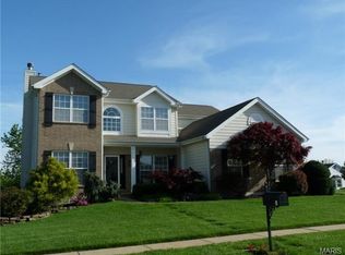 2 Chastain Ct, O'Fallon, MO 63368