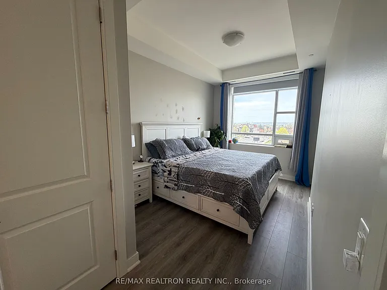 150 Main St W #605 — Photo 7