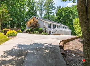 840 Harrison Crossroad Loop, Reidsville, NC 27320