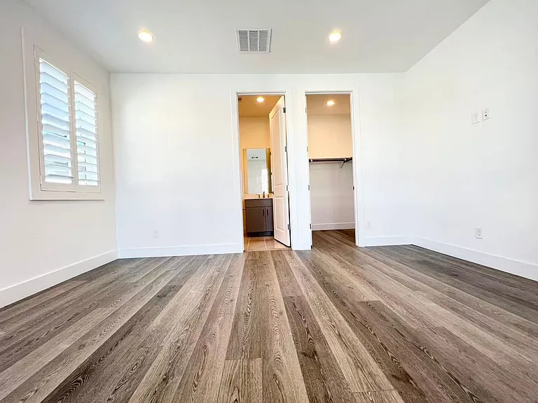 10743 Patina Hills Ct — Photo 40