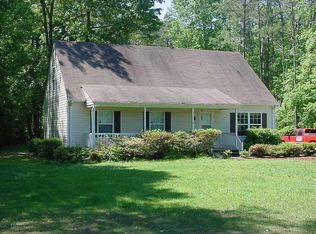 10961 Harcum Rd, Gloucester, VA 23061