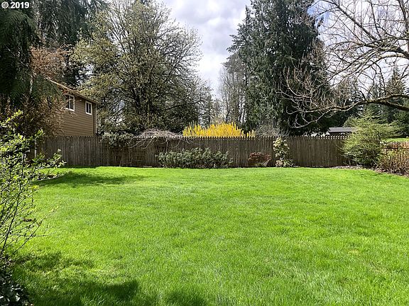5th image of 14016 NE 200th Ave