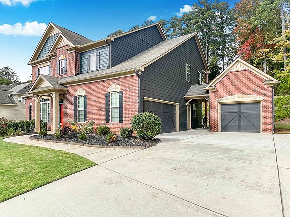 2nd image of 4450 Wooded Oaks NW