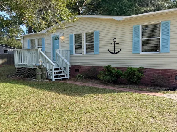 224 Cedar Hollow Court, Sneads Ferry, NC 28460