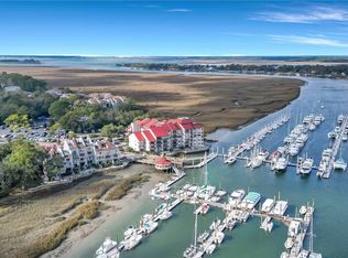 100 Helmsman Way APT 210, Hilton Head Island, SC 29928