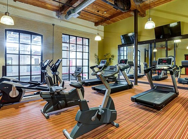 24/7 Fitness Center