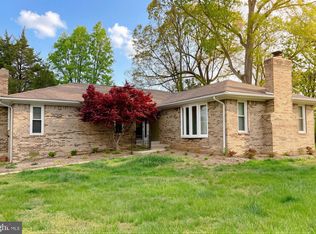 1200 E Patuxent Dr, La Plata, MD 20646