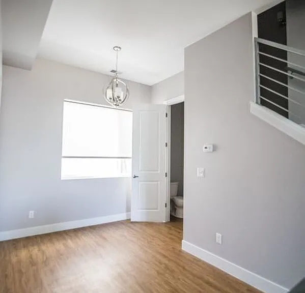 3030 W 19th Ave — Photo 5