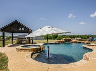 6424 Starlight Ranch Rd, Godley, TX 76044