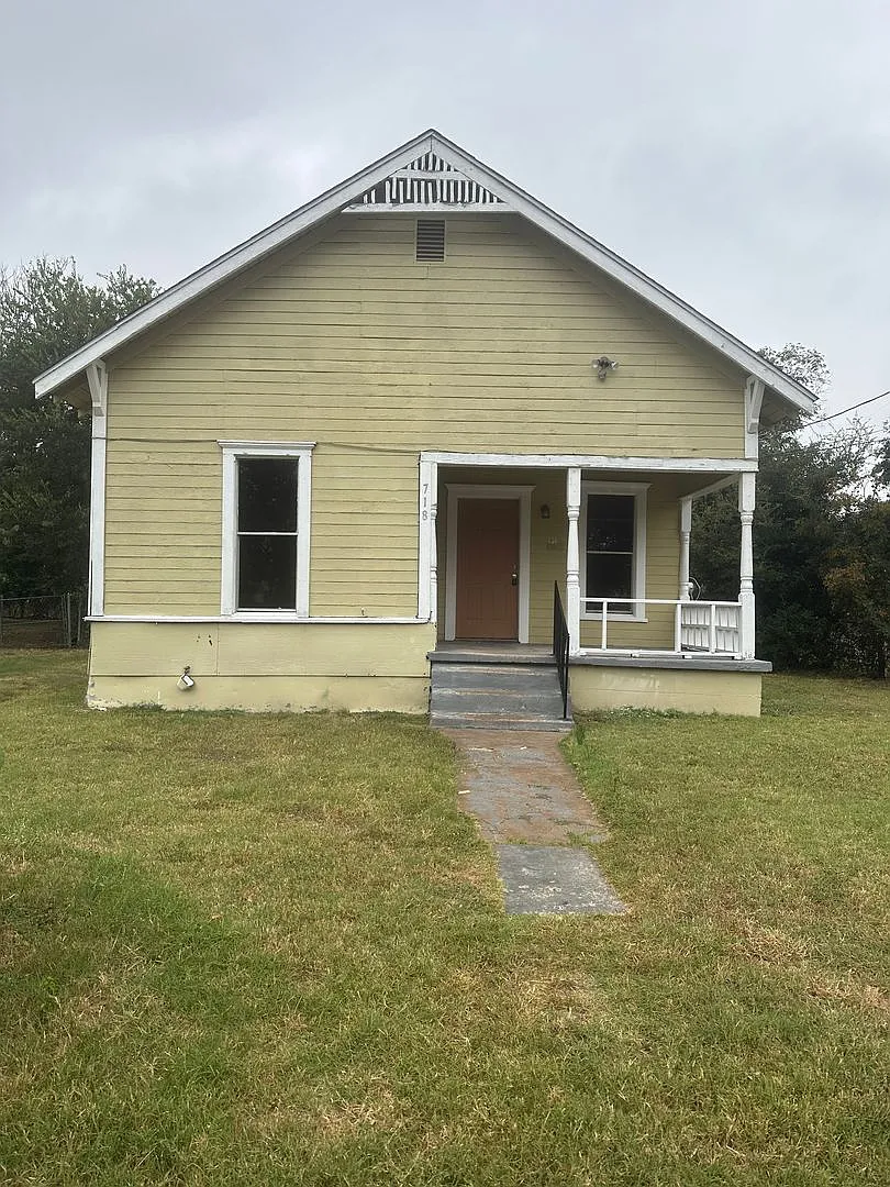 Section 8 — Photo 1
