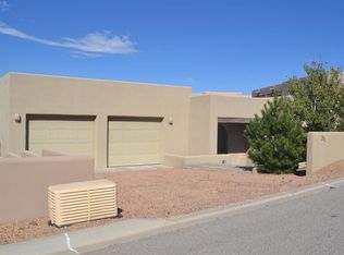 31 Camino De Vecinos, Santa Fe, NM 87507