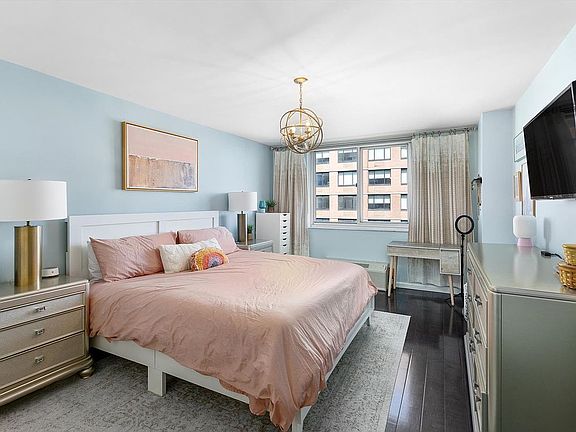 3rd image of 345 E 93rd St APT 26A