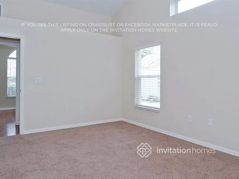 5547 Foxtail Ct — Photo 12