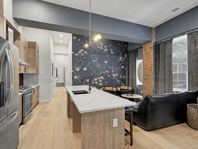 63 Church St #3 — Photo 8