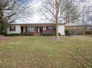 183 Colvard Ave, Andrews, NC 28901