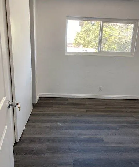 425 E Mission Rd #D — Photo 7
