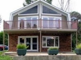 815 N River St, Aurora, IL 60506