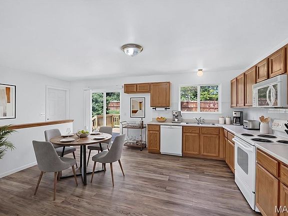 4th image of 171 Glen Forest Dr