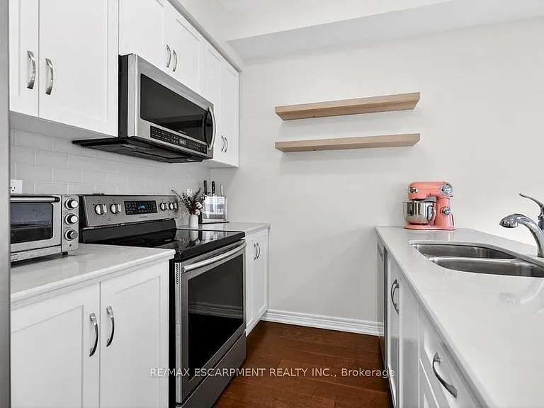 377 Glancaster Rd #16 — Photo 17