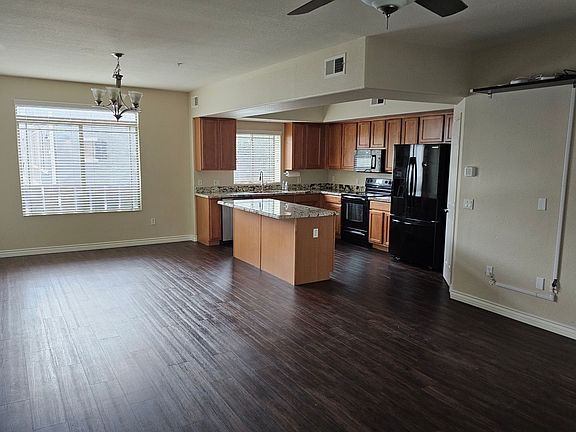 4th image of 2402 E 5th St Unit 1563