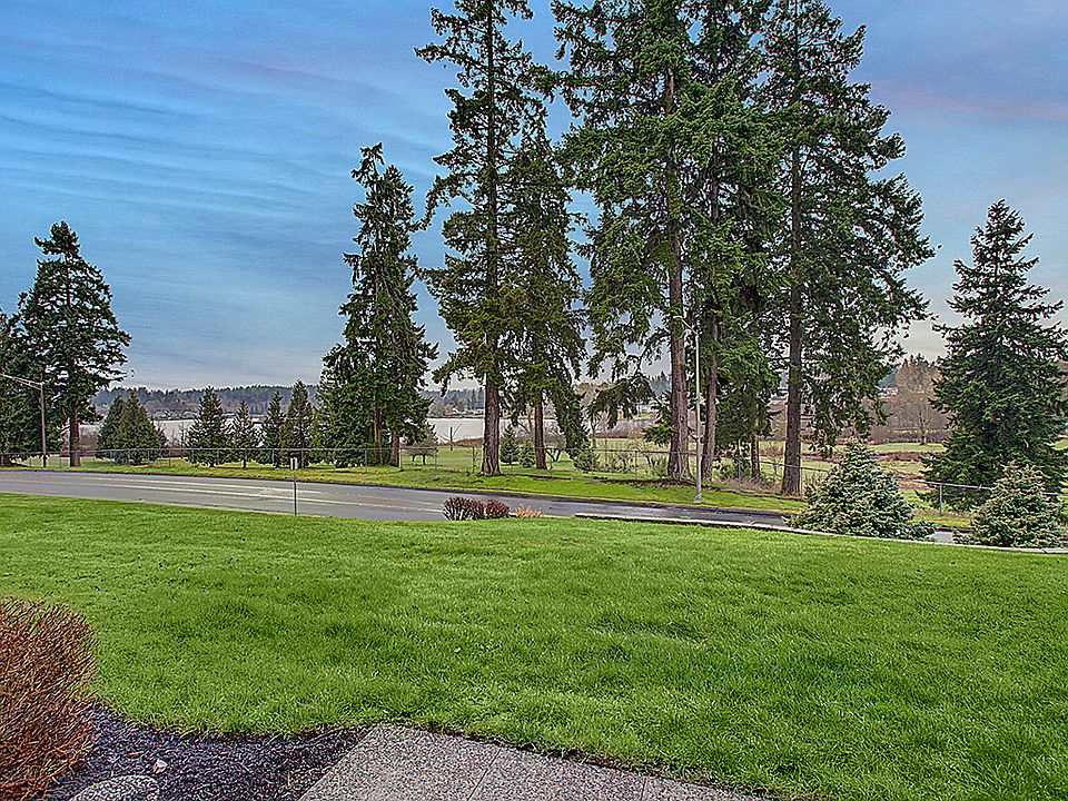 1st image of 23409 Lakeview Dr