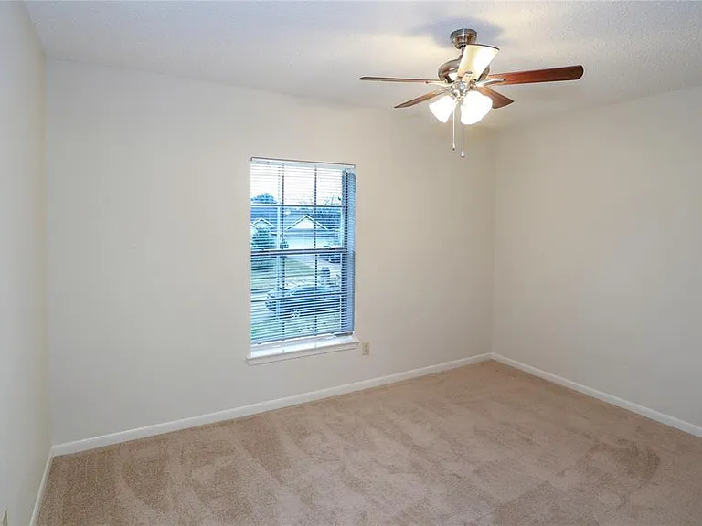 2630 Anthony Hay Ln — Photo 19