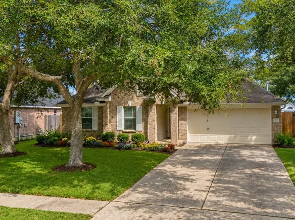 2131 Lakewind Ln, League City, TX 77573
