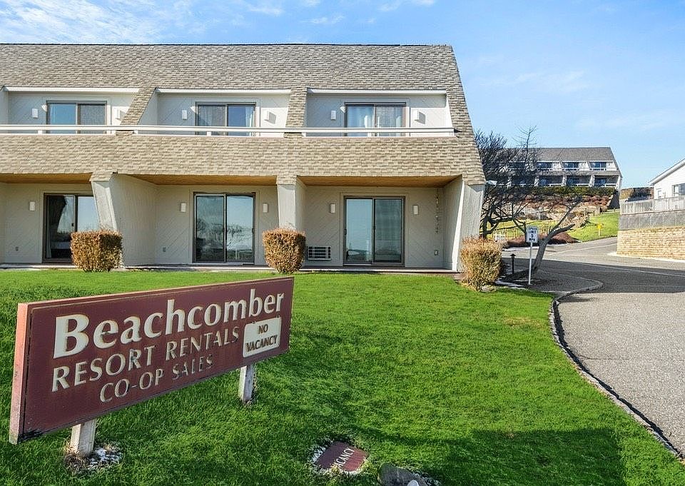 1st image of 727 Old Montauk Hwy Unit 224