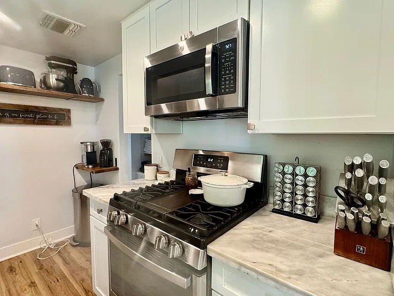 4425 Sierra Springs Dr — Photo 7