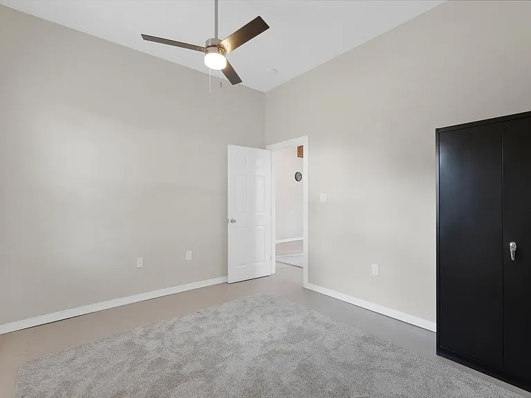 707 Alameda Blvd NW — Photo 10