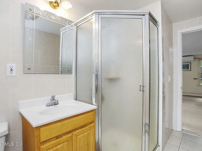 6 Halsey Dr — Photo 16