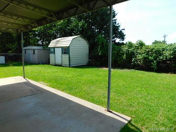 3rd image of 6961 Lavender Dr