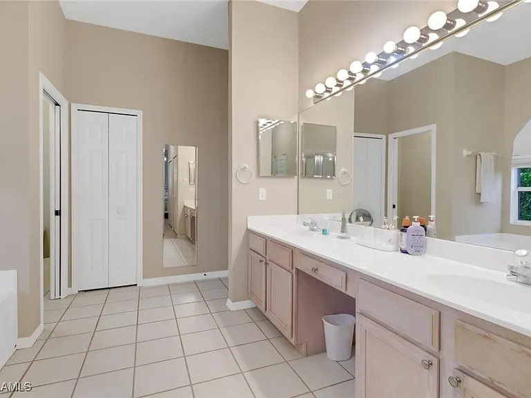 9521 Mariners Cove Ln — Photo 13