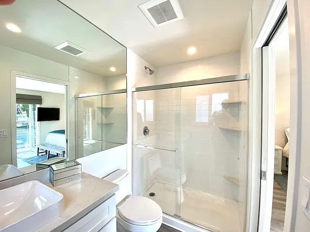 156 Avenida Florencia — Photo 5