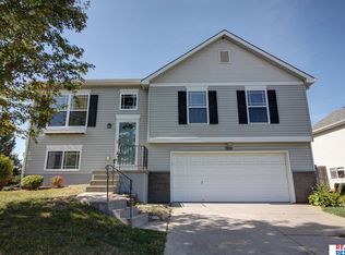 7922 S 159th St, Omaha, NE 68136
