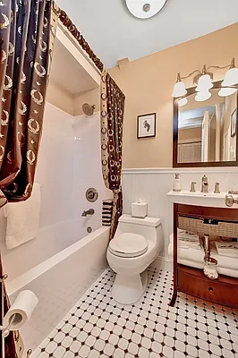 Sold by City Connections Realty | media 6