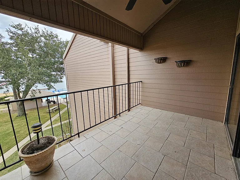 15575 Marina Dr #323A — Photo 26