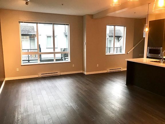 5th image of 8138 204th St